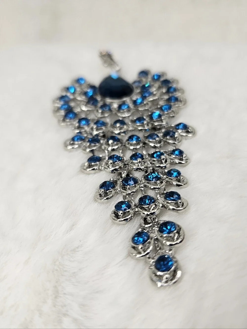 Vintage Style Blue Crystal Peacock Brooch Pendant - Picture 3 of 7